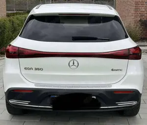 Mercedes-Benz EQA 350 EQA 350 4Matic (243.712) Bild 3