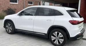 Mercedes-Benz EQA 350 EQA 350 4Matic (243.712) Bild 4