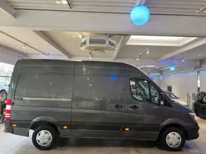 Mercedes-Benz Sprinter Bild 4