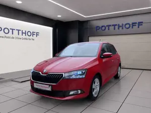Skoda Fabia 1.0 TSI STYLE AHK NAVI KAMERA SITZHZG