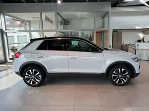 Volkswagen T-Roc IQ.DRIVE LED ACC LINE SIDE VIRTUAL COCKPIT