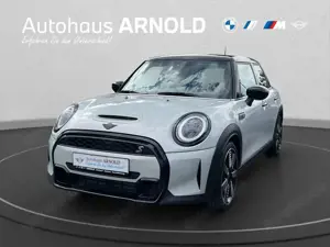 MINI Cooper S 5-Türer RFK Navi Komfortzg.