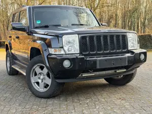 Jeep Commander 3.0 V6 CRD Overland|7 SITZER|R.KAMERA| Bild 4