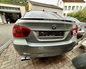 BMW 320 BMW E90 320d Bild 3