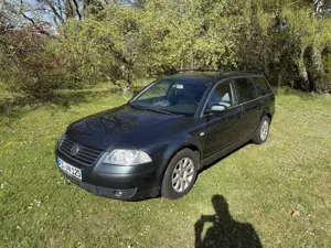 Volkswagen Passat 1.8T 5V Trendline / Tüv Bis 03/2028