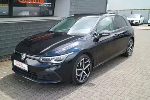 Volkswagen Golf VIII Lim. Life 2,0 TDI DSG *PANO*18"*MATRIX