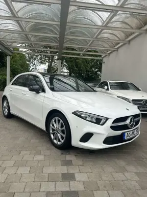 Mercedes-Benz A 220 A-Klasse 7G-DCT Progressive