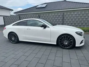 Mercedes-Benz E 300 d Coupe 9G-TRONIC AMG Line