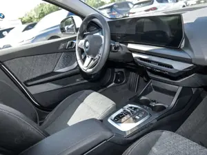 BMW 120 AHK RFK NAVI LED PDC V+H DAB Lenkradheizung Bild 3
