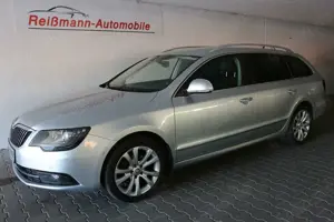 Skoda Superb Combi Eleg. 4x4, Leder, Xenon, Topzustand