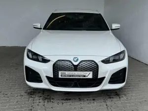BMW i4 eDrive40 M Sport PRO Navi.LED.360°.InnoPaket Bild 2