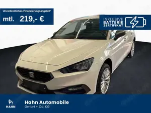 SEAT Leon 1.4TSIe DSG FR LED Navi Parklenk Sitzh DAB