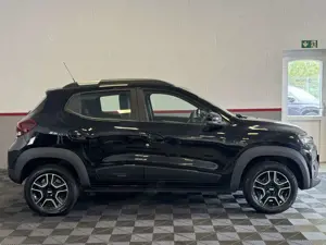 Dacia Spring Essential CCS Navi Kamera Apple Android Bild 4