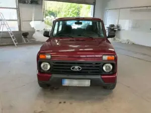 Lada Taiga Bild 2