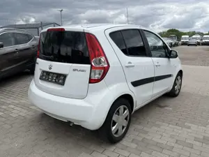 Suzuki Splash 1.0 Basic Klimaanlage TÜV 11/2027 Radio/CD Bild 5