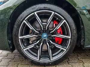 BMW i4 eDrive35 M Sport Pro HUD+AHK+PANO+Memory-Sitz+Lase Bild 5