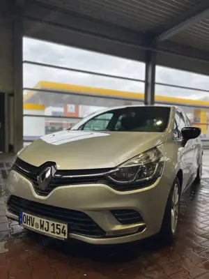 Renault Clio Limited