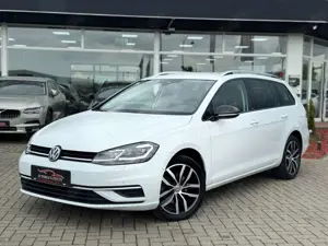 Volkswagen Golf VII Variant 2.0TDI DSG"IQ.DRIVE"LED*ABSTAND
