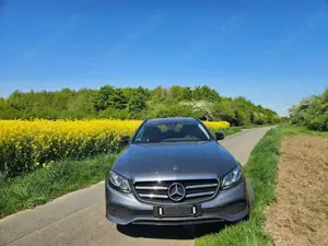 Mercedes-Benz E 300 d T - Automatik / AHK / Burmester Bild 2