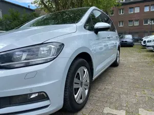 Volkswagen Touran Bild 3