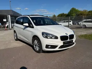 BMW 216 Bild 3