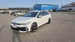Volkswagen Golf Variant 1.5 eTSI OPF DSG R-Line