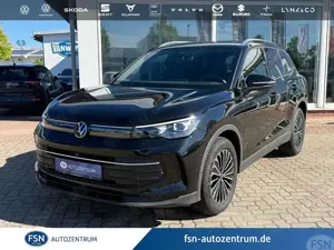 Volkswagen Tiguan 2.0 TDI DSG Matrix AHK 360° HeadUp