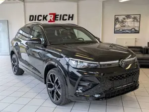 Volkswagen Tiguan 2.0TDI R-Line 4M Pano Black Matrix AHK 20