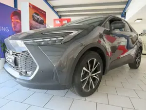 Toyota C-HR+ Hybrid 4x2 Team Deutschland Bild 2