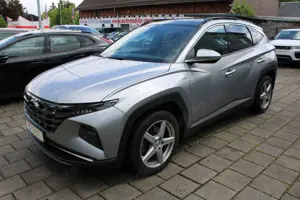 Hyundai TUCSON 1.6 T-GDi 48V-Hybrid 2WD Trend Navigation Klimaaut