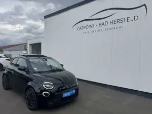 Fiat 500 e drive 87 kW Icone Plus| KEYLESS| PANO|