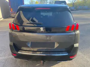 Peugeot 5008 Bild 2