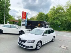 Skoda Superb Superb Combi 2.0 TDI Green tec DSG Elegance XENON