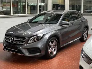 Mercedes-Benz GLA 200 GLA 200 7G-DCT AMG Line