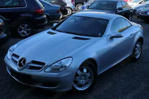 Mercedes-Benz SLK 200 SLK 200 Automatik*15Tkm*Leder*PDC*Traumzustand* Bild 2