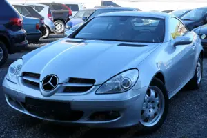 Mercedes-Benz SLK 200 SLK 200 Automatik*15Tkm*Leder*PDC*Traumzustand* Bild 3