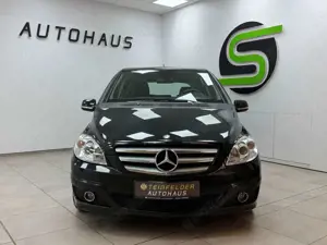 Mercedes-Benz B 180 CDI / SHZ / NAVI / TEMPOMAT Bild 2