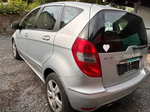 Mercedes-Benz A 170 A-Klasse  5-Türer Avantgarde Bild 3