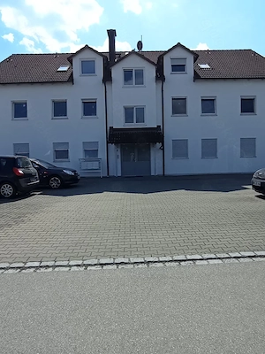 Zwei Zimmer Wohnung Zentral in Zusamaltheim zu Verkaufen 