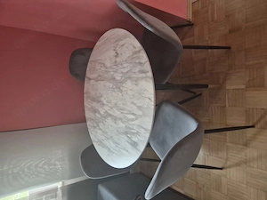 Runder Tisch mit 4 Stühlen gebraucht