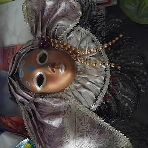 2 Deko Masken Gesichter zu verkaufen  Bild 3