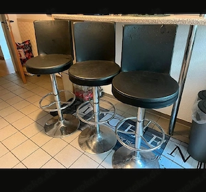 Barhocker Stühle zu verschenken!