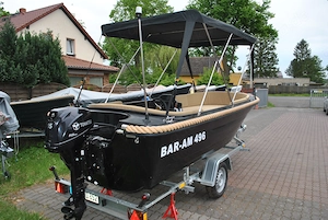 Motorboot Sloep Schaluppe Konsolenboot mit 15 PS Motor Bild 2