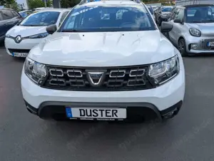 Dacia Duster 1.5 Blue dCi 115 Comfort 4WD (43) Bild 2