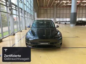 Tesla Model Y Bild 3