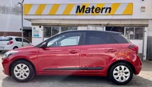 Hyundai i20 Style Allwetterreifen Bild 5