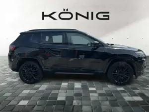 Jeep Compass High Altitude 1.5 Bild 2