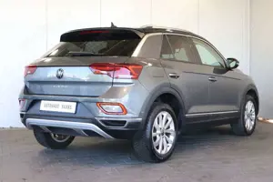 Volkswagen T-Roc 1.5 TSI Style MATRIX+AID+ACC+CARPLAY+AHK Bild 4