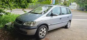 Opel Zafira 1.8 Elegance