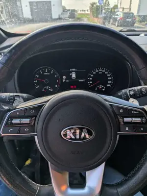 Kia Sportage 1.6 T-GDI AWD Aut. GT Line Bild 4